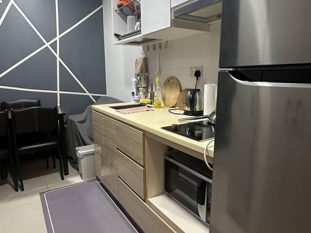 Condo single room