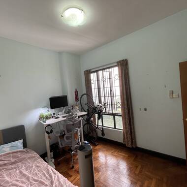One Common Bedroom for Rent in Bukit Batok /Bukit Gombak/hillview - Regent Height Condo - Nearest M