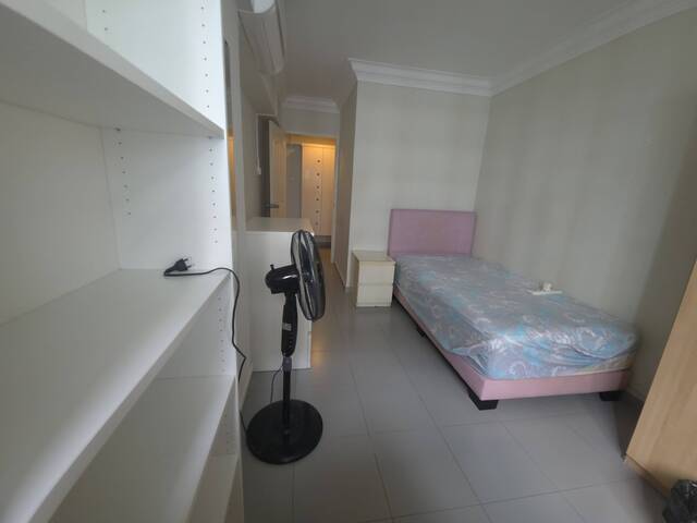 Fully Furnished Common Room