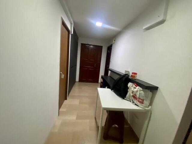 Room for rent / River Valley / Classic Room / 1 Pax Stay / Available 17 December