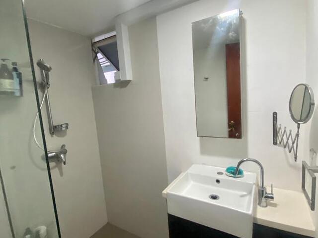 Room for rent / River Valley / Classic Room / 1 Pax Stay / Available 17 December