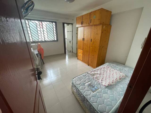Hougang private bath room for rent