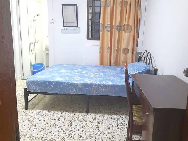 Master room for Rent at Blk 122 Paya Lebar Way, Near to Mattar and Aljunied MRT -NO AGENT FEE