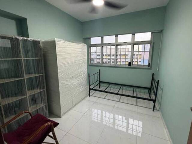 Common room at 811a Choa Chu Kang Avenue 7 for rent! Wifi available!