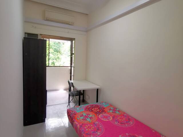Room for rent / ORCHARD / River valley / Classic room / 1pax stay / Available Immediately
