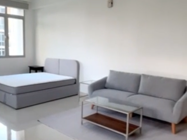 Central Area/No agent fee/Studio Rent