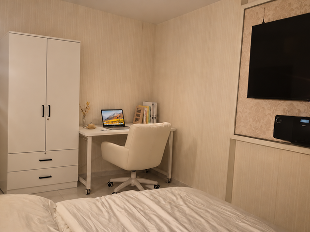Peaceful Master Suite in Braddell Heights – Walk to NEX & MRT