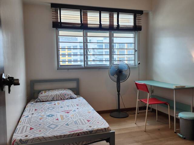 330A Anchorvale Street.