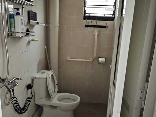 Common room for 1 pax male at Yishun