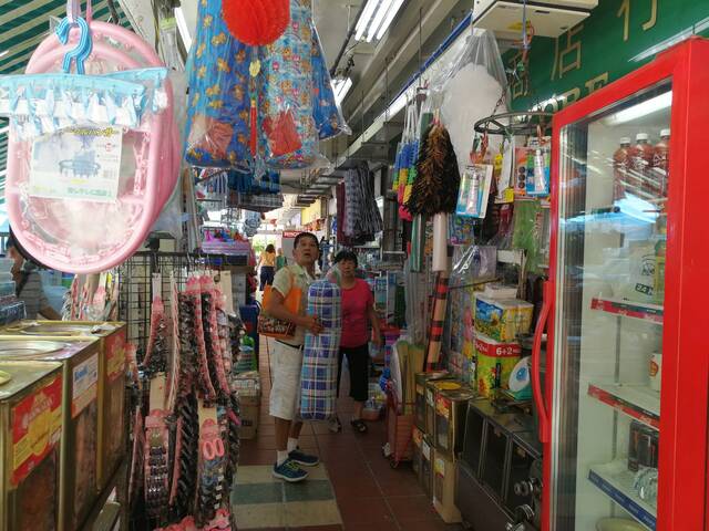 2 story HDB shophouse for Rent @ BLK111, Jalan Bukit Merah, Ground floor.