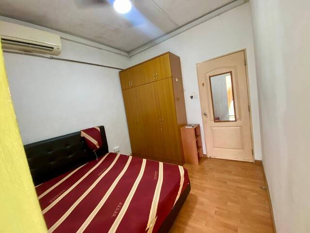 Room for rent / ORCHARD / River valley / Classic room / 1pax stay / Available Immediately