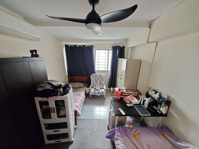 Woodland - marsiling 1 room for rent SGD850