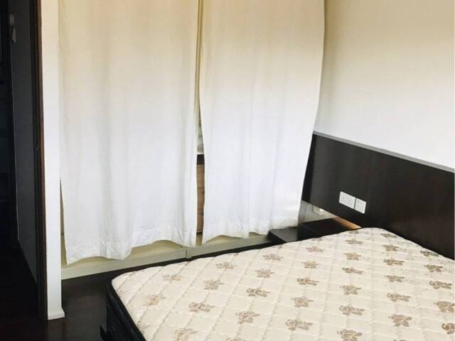 Chinatown - Queen Size Bed Shared Room for Rent 牛车水 - 大床合租搭房出租