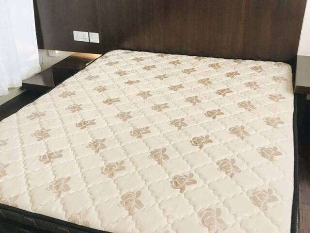 Chinatown - Queen Size Bed Shared Room for Rent 牛车水 - 大床合租搭房出租