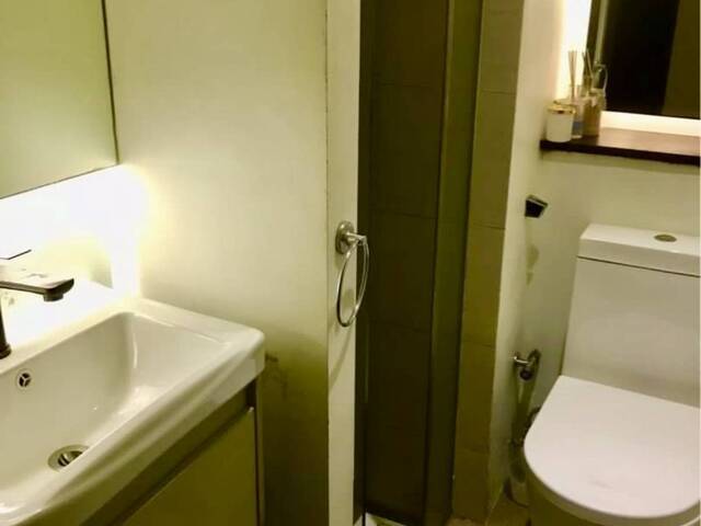 Chinatown - Queen Size Bed Shared Room for Rent 牛车水 - 大床合租搭房出租