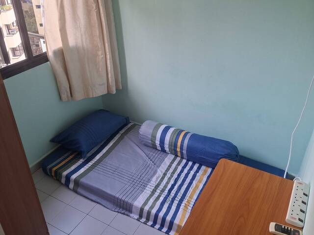 Very clean room for rent