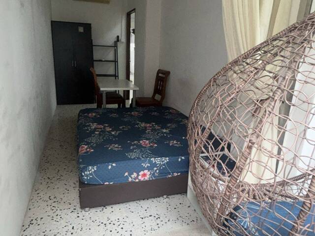 Room for rent / Orchard / Classic Room / 1 Pax Stay / Available Immediately