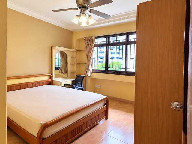 Master Room for rent (2 pax only) $1280