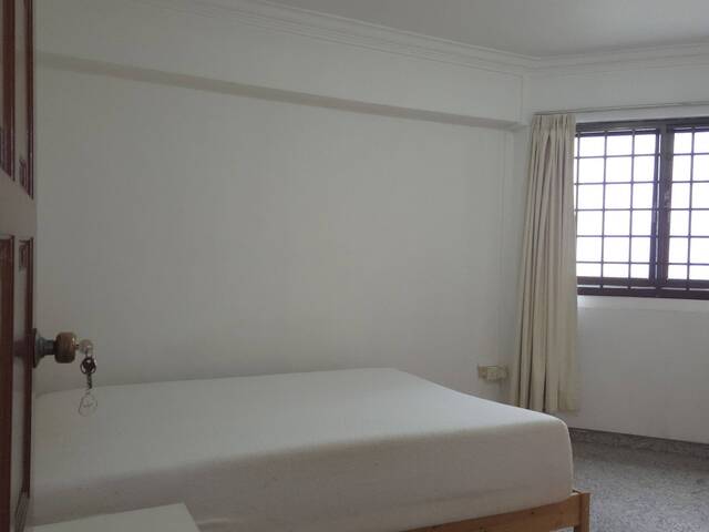 Master Bedroom for rent
