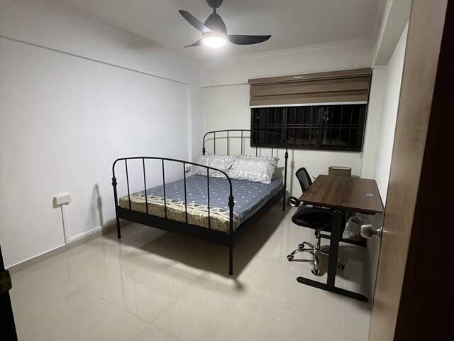 Common Room (HDB) for Rent in 121 Paya Lebar Way