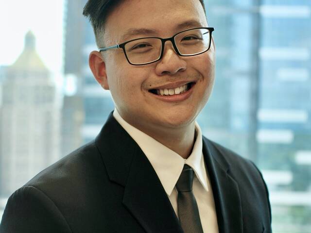 Samuel is looking for a room in Central Singapore