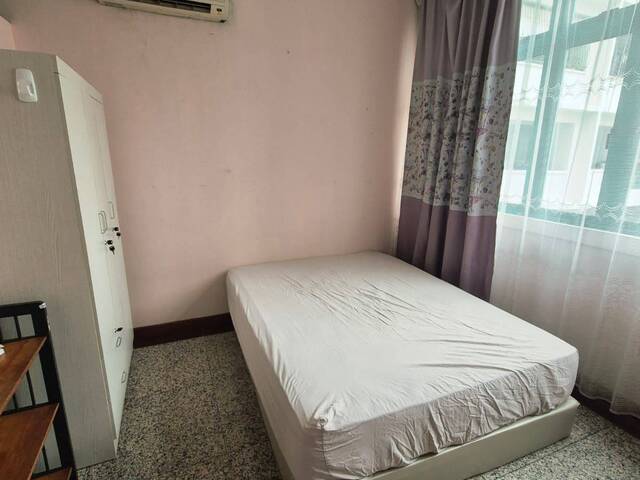 Room for single in the condominium @ 109 Tampines Road Fortune Park
