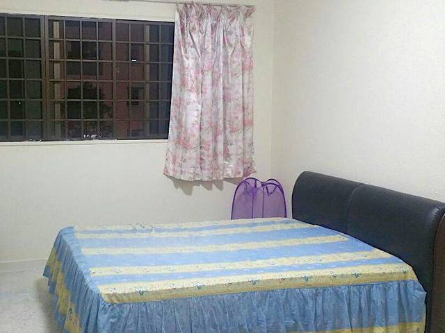 Blk130 Bukit Batok for rent !Bukit Batok MRT
