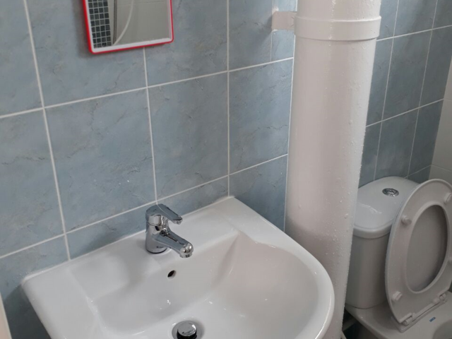 Female room share @ Lakeside