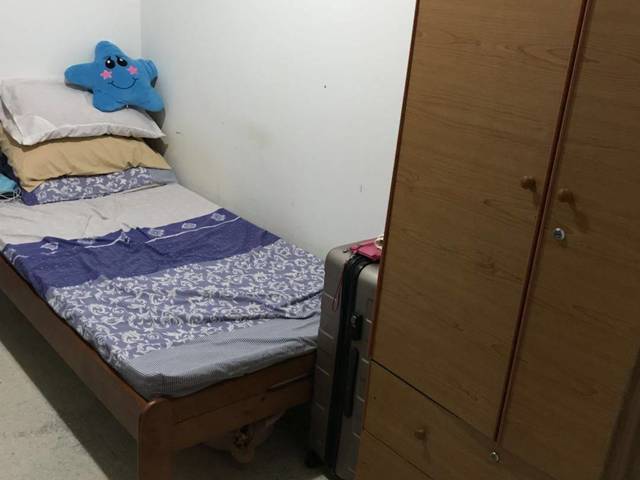 Condo common room for rent