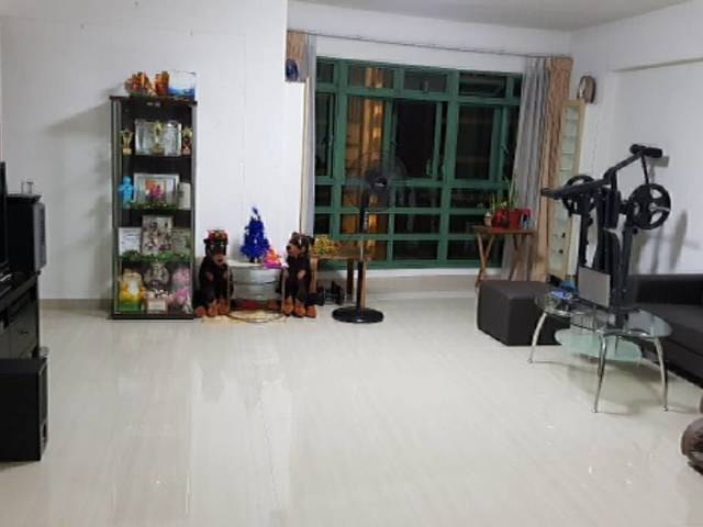 Looking for Filipino Male Roomsharing near Admiralty station