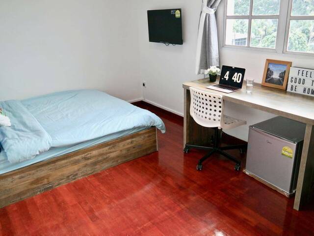 Spacious and comfortable rooms near Beauty World MRT Station