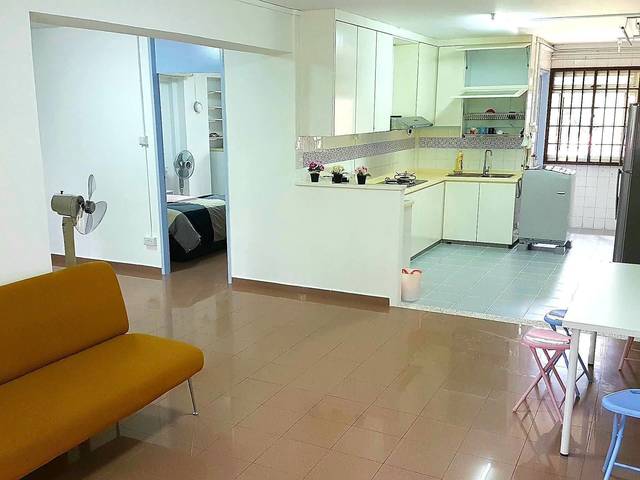 CLEAN & COMFORTABLE WHOLE ROOM - Choa Chu Kang Central MRT/LRT/Bus Interchanges