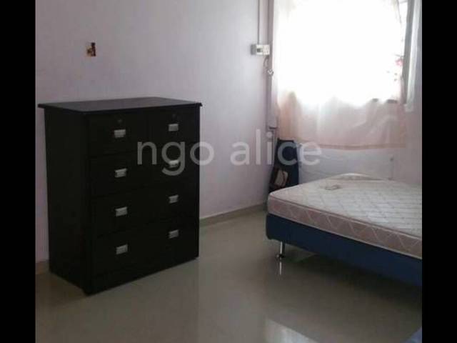 Share room(2 male) Price Nego
