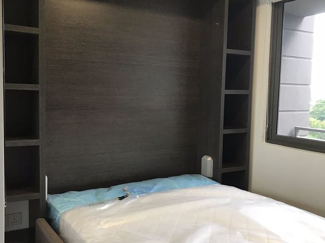 Furnished , equiped STUDIO unit with Kitchen, ,private lift @ Riverbank