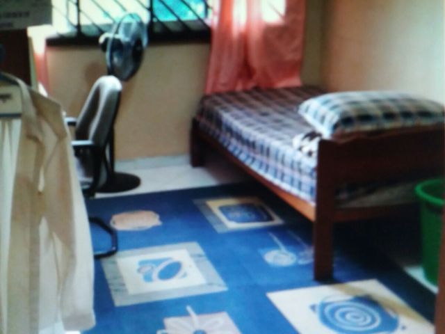 230 Choa Chu Kang Central @ Choa Chu Kang MRT -10Mins Walk -Common Room -Ff. Wifi. No Ac