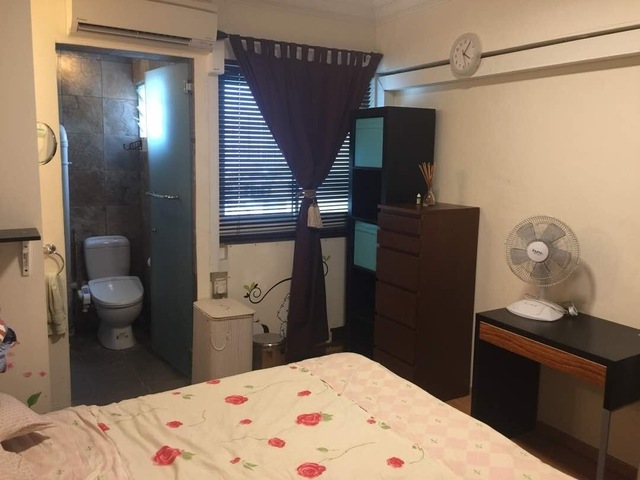 Master Room with Ensuite in City Centre (off River Valley Road)