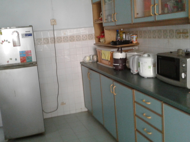 Master room in spacious 5 room HDB flat, with co working space