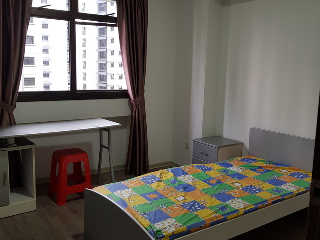 Common Room For Rent