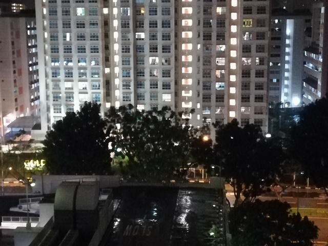 Share Room for males (Near Pioneer MRT, Next to Shopping Mall, Koufu, Hawker Centre)