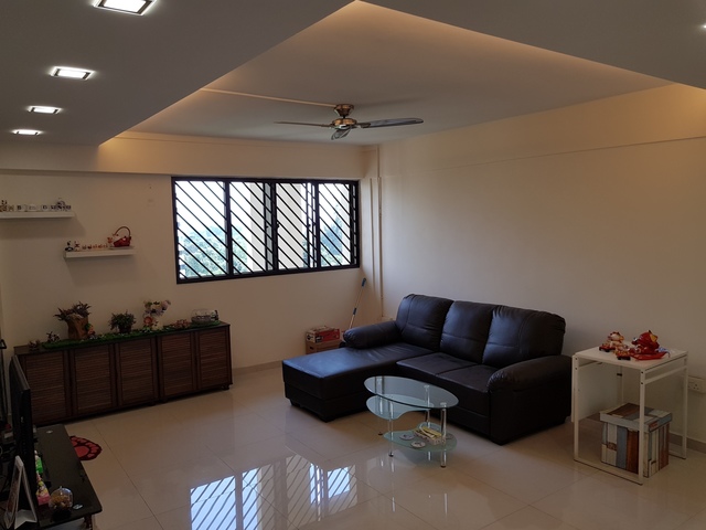 Cosy room, J.East Blk 113, Mins to Chinese Garden & J.East MRT w Aircon, WIFI, Utility, Furnished.