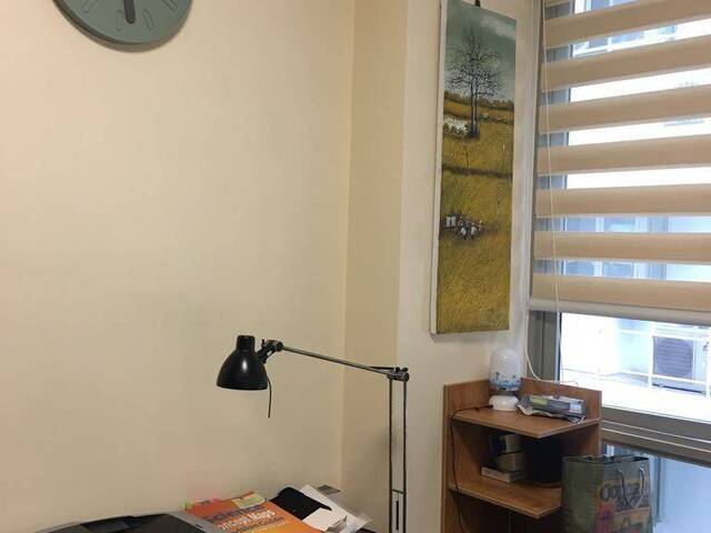 Room in condominium with private toilet and use of facilities (near to airport and MRT station)