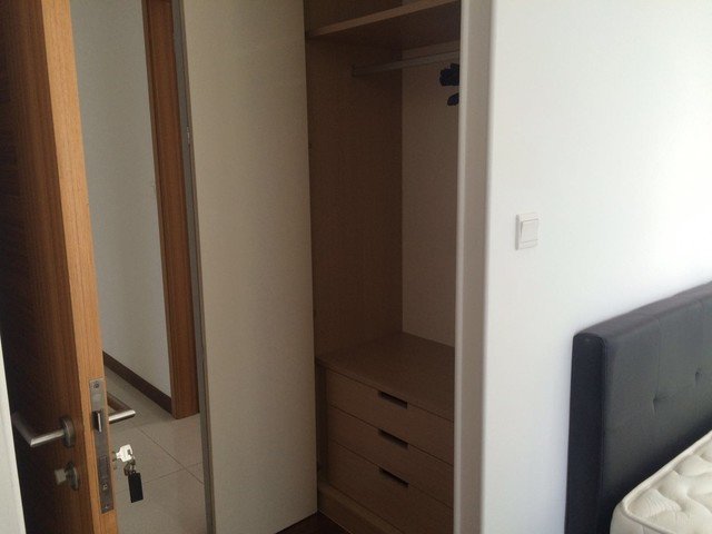 Bay View Queen Room , Full Furnish Bedroom Unit . Raffles Place MRT