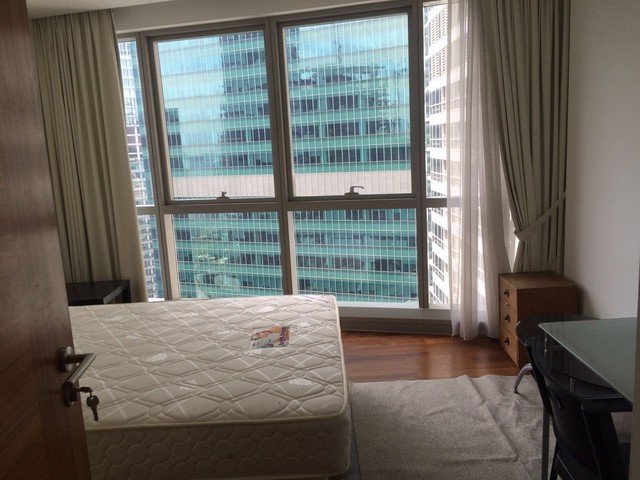 Bay View Queen Room , Full Furnish Bedroom Unit . Raffles Place MRT