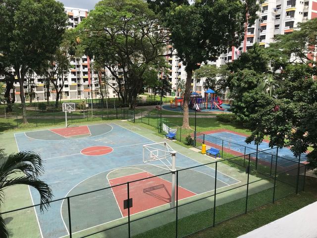 Central Location - 15 Min to Orchard - Immediate