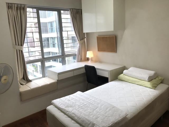 518 Tampines DBSS room for rent