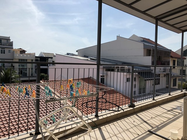 2 rooms with private bathroom (Female Environment)