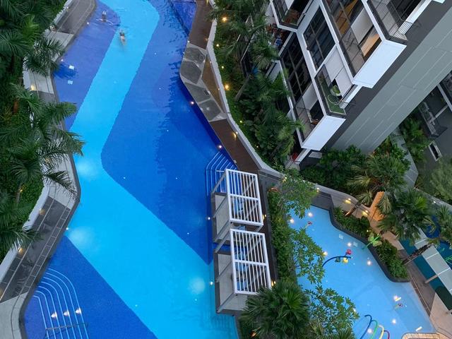 Above Mall Free Shuttle Khatib MRT