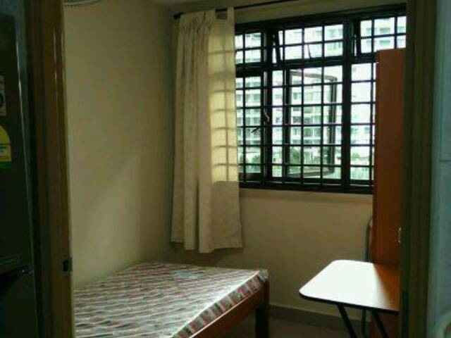 Room @ Bk 21 Balam Road Near 3 MRT for Rent @$600 only ! (from 16th Dec 2025 , No aircon)