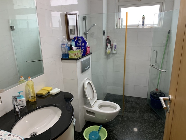 Room for rent 7 minutes walk from boon keng mrt