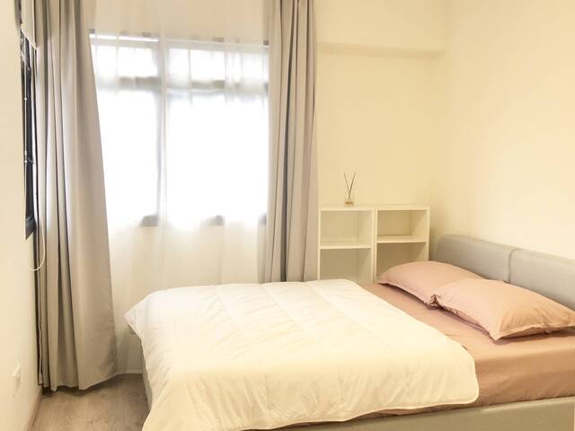 renovated n furnished room